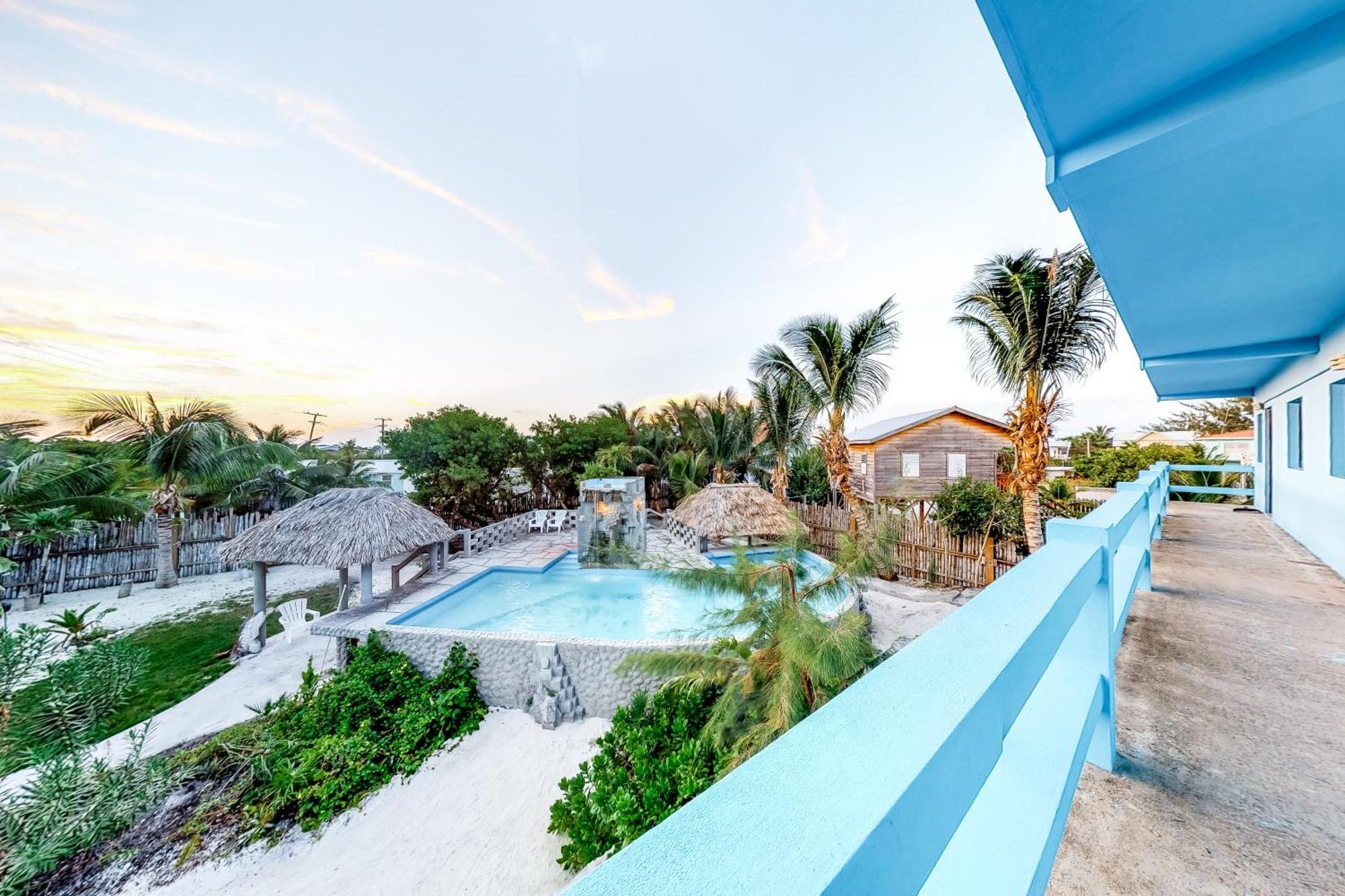 Mayan Falls Caye Caulker Quarto foto
